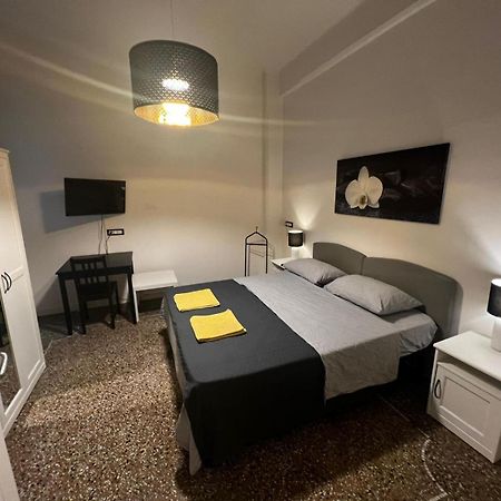 Acquamarina Otel Cenova Dış mekan fotoğraf