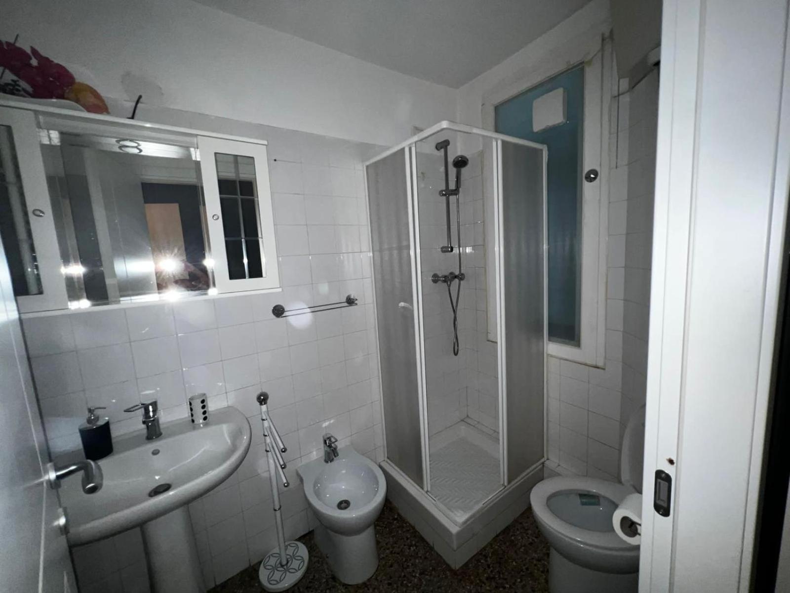 Acquamarina Otel Cenova Dış mekan fotoğraf