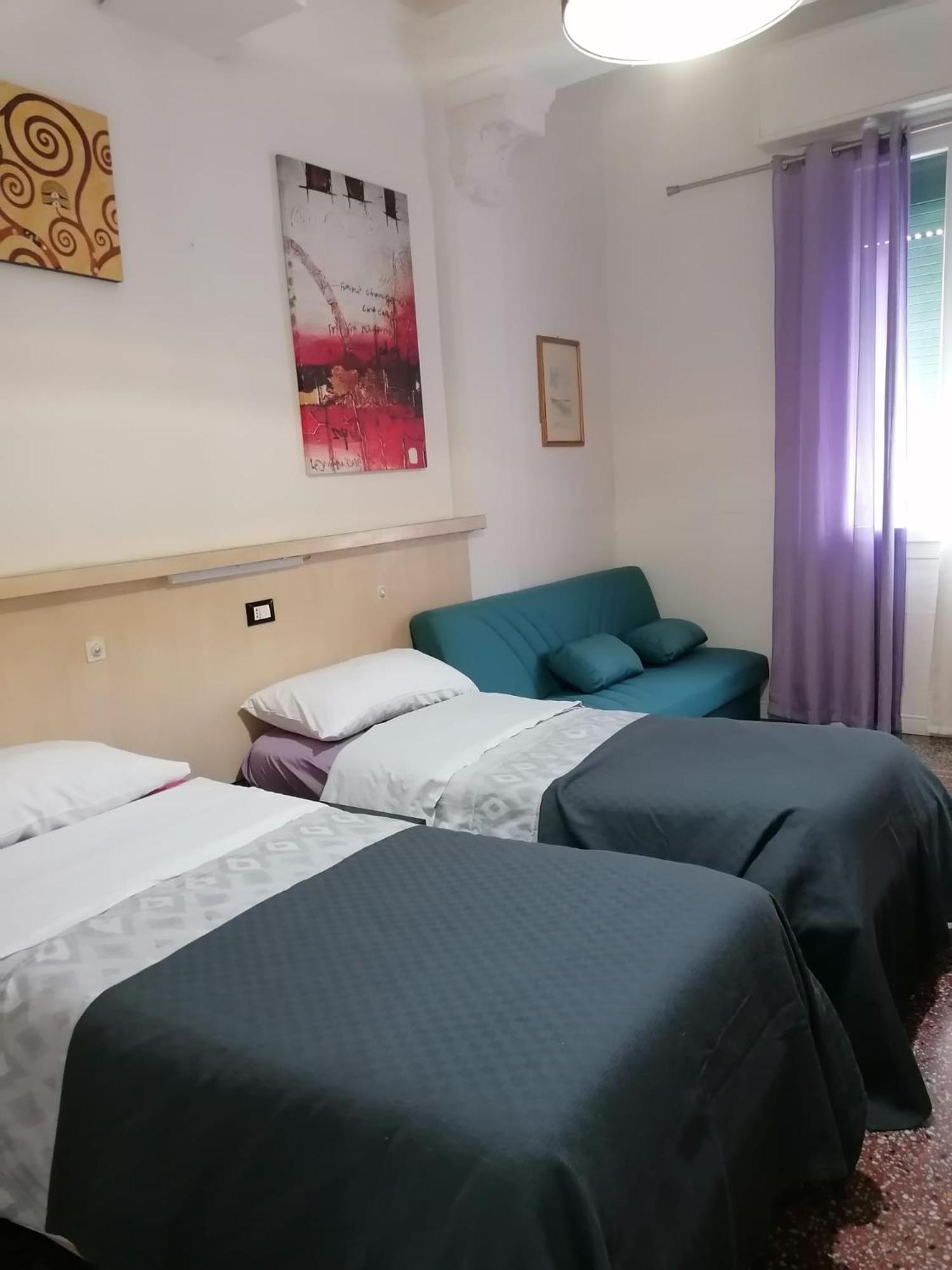 Acquamarina Otel Cenova Dış mekan fotoğraf