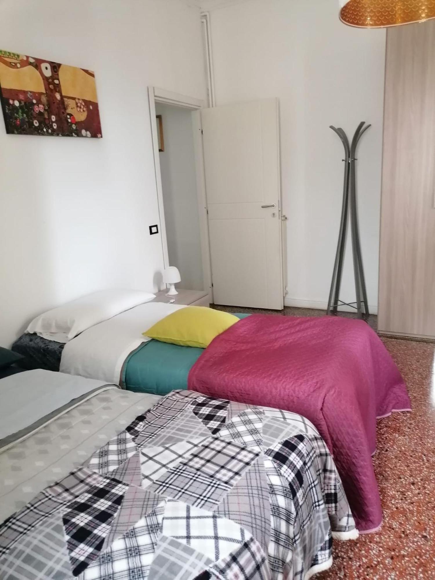 Acquamarina Otel Cenova Dış mekan fotoğraf