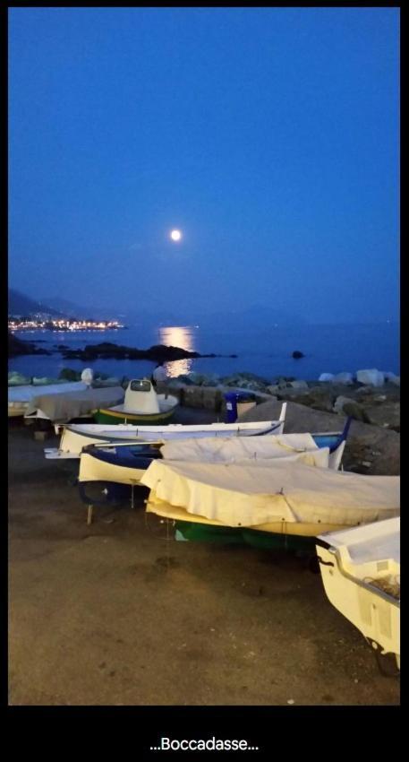 Acquamarina Otel Cenova Dış mekan fotoğraf